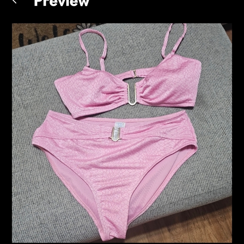 Pink Textured Bikini Top& Matching Bottoms